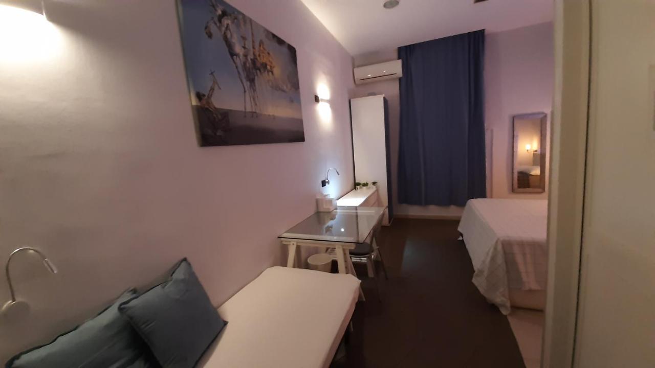 Youth Station Hostel Рим Экстерьер фото