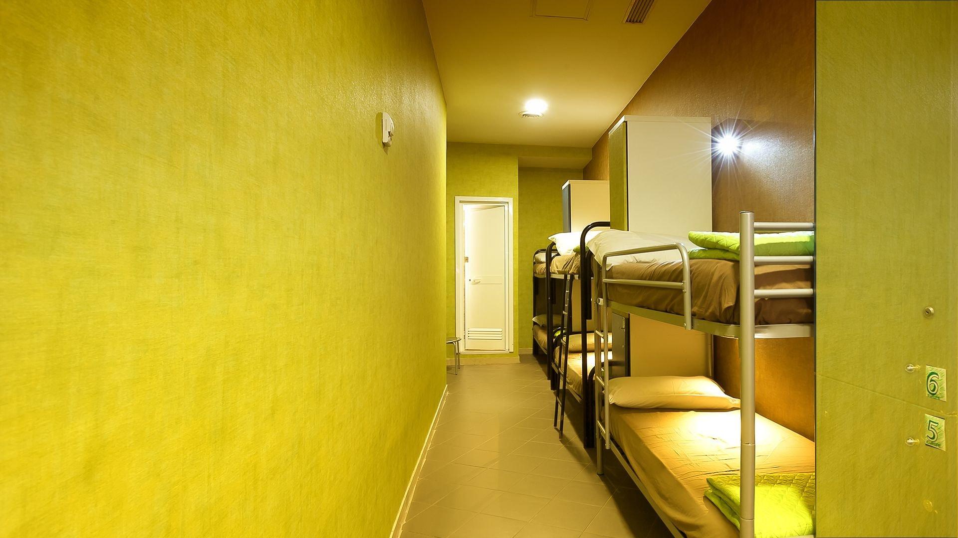 Youth Station Hostel Рим Экстерьер фото