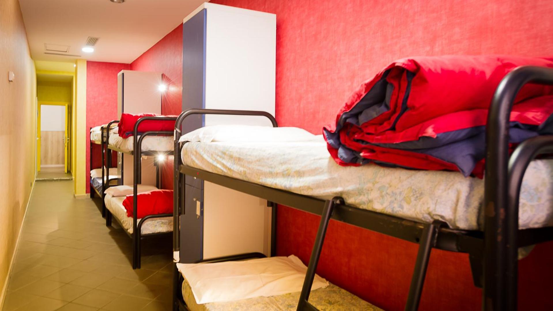 Youth Station Hostel Рим Экстерьер фото