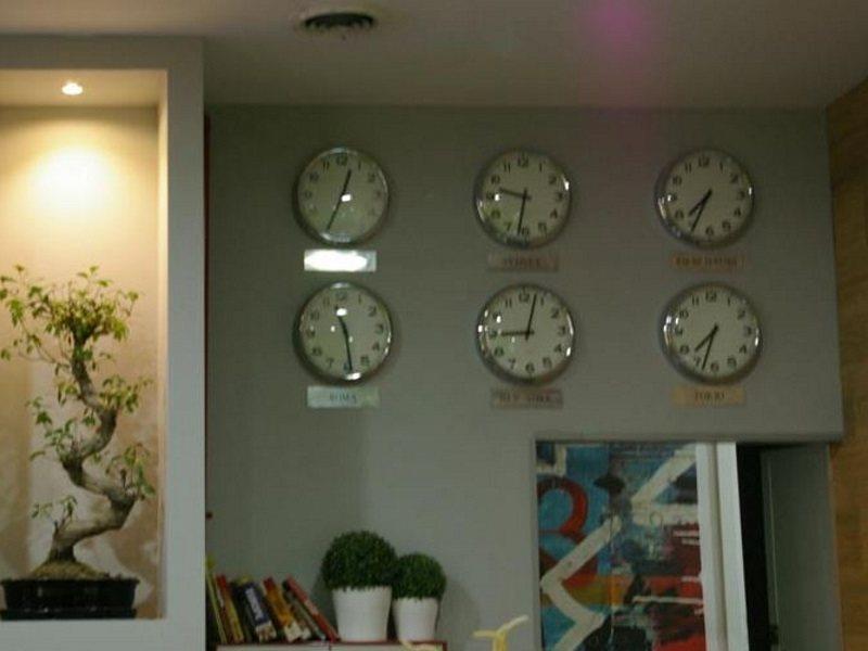 Youth Station Hostel Рим Экстерьер фото